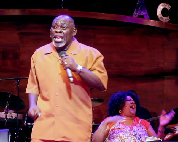 Kelvin  Davis,  Cynthia  Carter   Photo