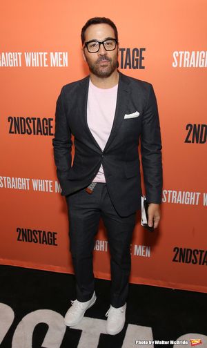 Jeremy Piven Photo