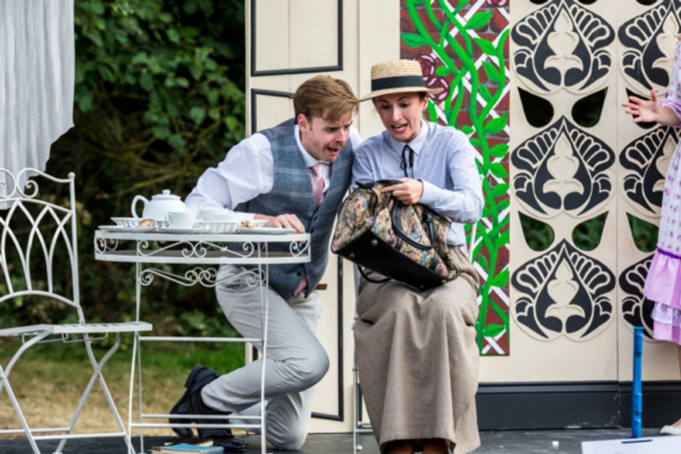 Photo Flash: First Look At Immersion Theatre's Latest Open-Air Production Of THE IMPORTANCE OF BEING EARNEST! Photo Flash: First Look At Immersion Theatre's Latest Open-Air Production Of THE IMPORTANCE OF BEING EARNEST! Image