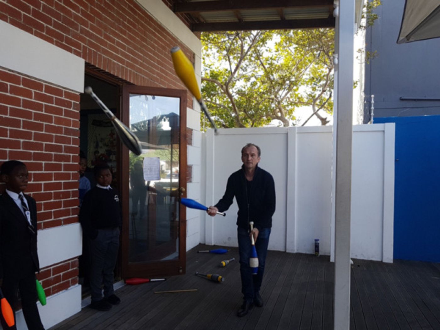 Photo Flash: Jive Cape Town Funny Festival International Performers Educate And Entertain College Of Magic's Young Magicians Photo Flash: Jive Cape Town Funny Festival International Performers Educate And Entertain College Of Magic's Young Magicians Image