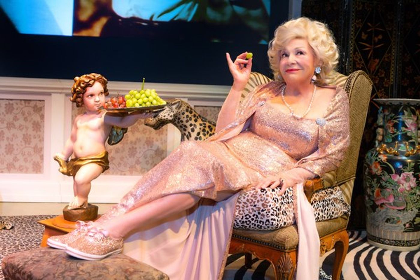 Photo Flash: Renee Taylor Charms in MY LIFE ON A DIET  Image
