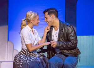Lauren DeFilippo, Ryan Alvarado @ BroadwayWorld Lauren DeFilippo, Ryan Alvarado Photo