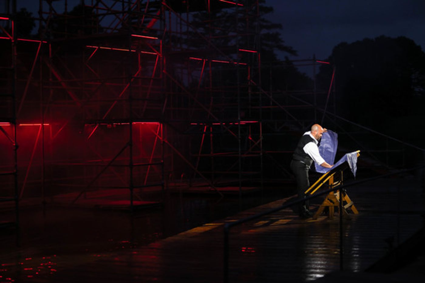 Photo Flash: Board Serenbe's Sinking Ship with a First Look at TITANIC  Image