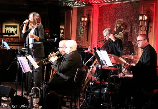 Linda Eder, Aaron Heick, Tony Kadleck, David Finck, Eric Halvorson Photo