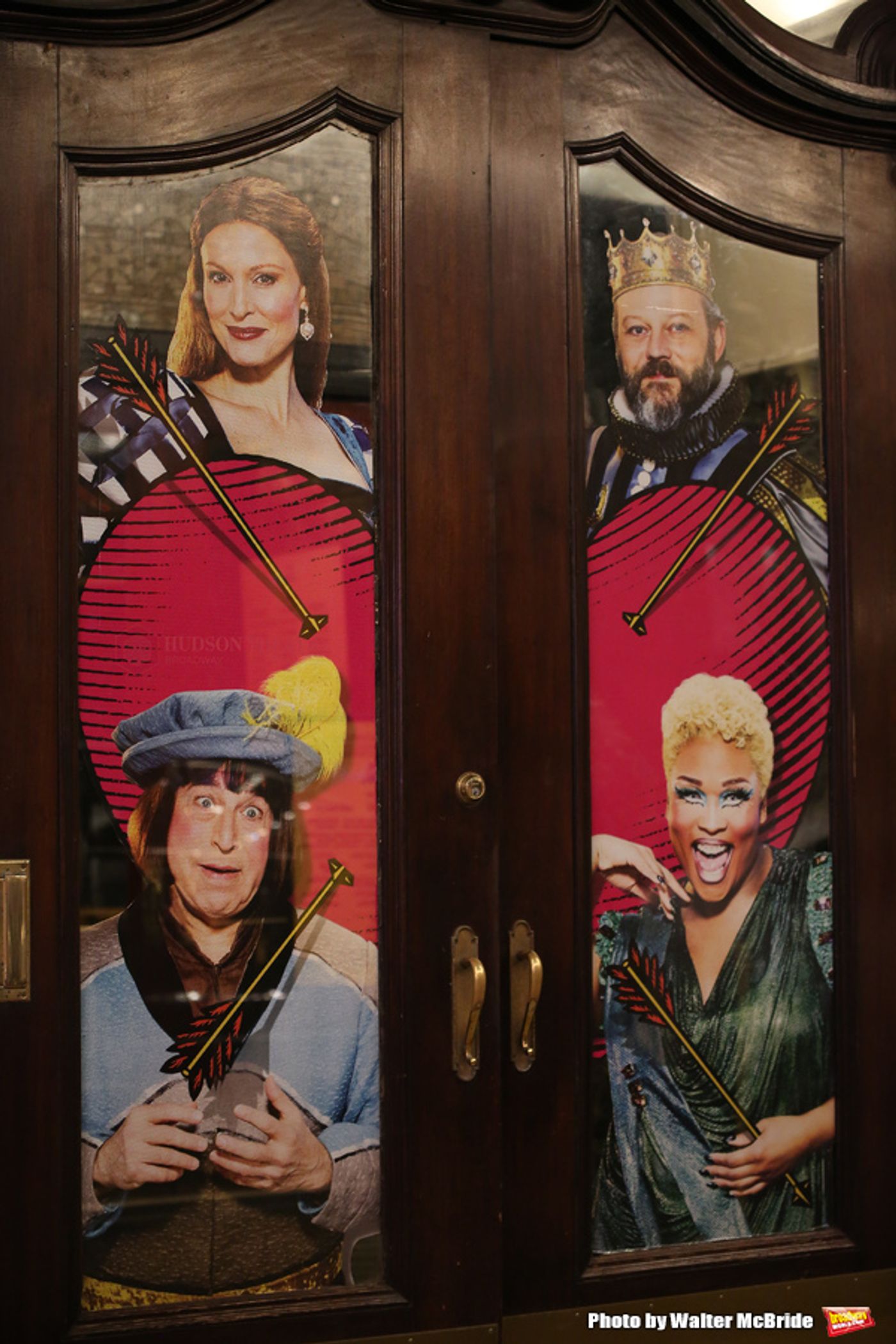 Photo Coverage: The Cast of HEAD OVER HEELS Takes Their Opening Night Bows Photo Coverage: The Cast of HEAD OVER HEELS Takes Their Opening Night Bows Image