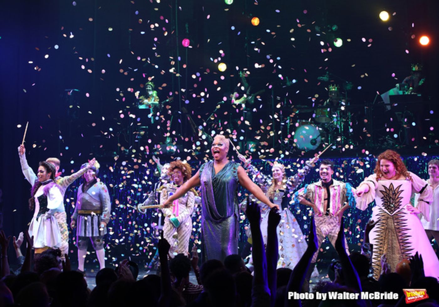 Photo Coverage: The Cast of HEAD OVER HEELS Takes Their Opening Night Bows Photo Coverage: The Cast of HEAD OVER HEELS Takes Their Opening Night Bows Image