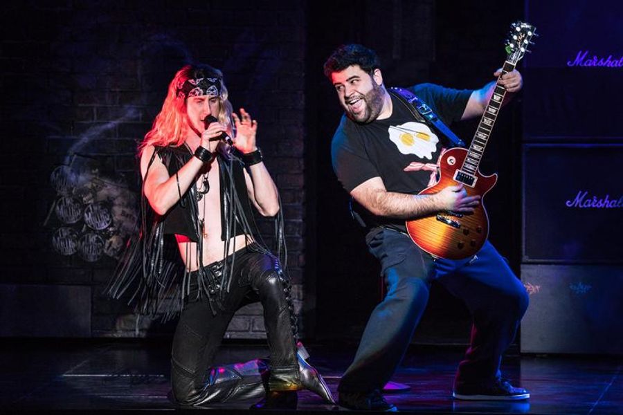 Review: Endearing and Fun SCHOOL OF ROCK Surprises at Segerstrom Center Image