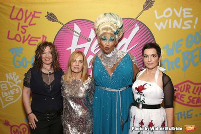 Kathy Valentine, Charlotte Caffey, Peppermint and Jane Wiedlin  Photo