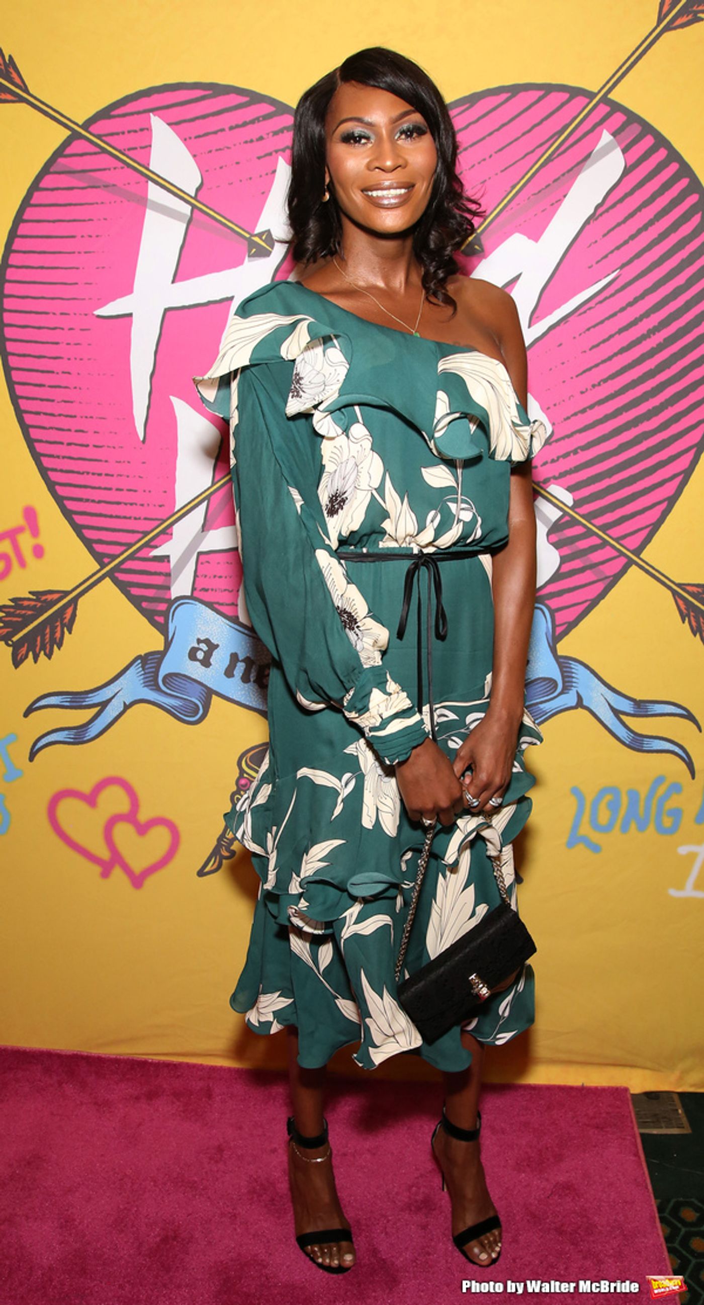 Photo Coverage: The Go-Go's, Peppermint, and More Stars Arrive at Opening Night of HEAD OVER HEELS  Image