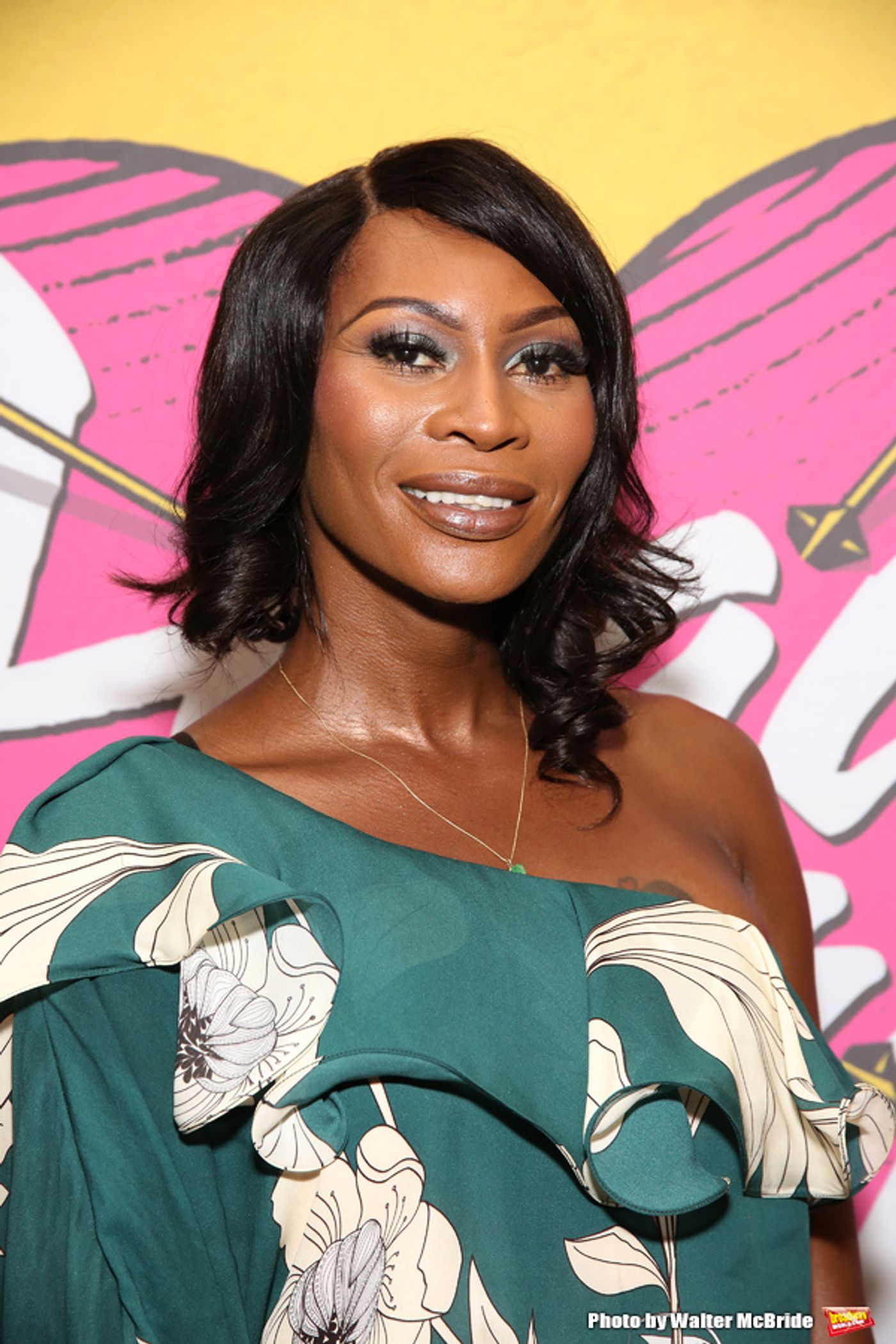 Photo Coverage: The Go-Go's, Peppermint, and More Stars Arrive at Opening Night of HEAD OVER HEELS  Image