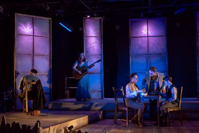 Adam Tran, Cary Davenport, Kelly Mengelkoch, Erin Ward Photo