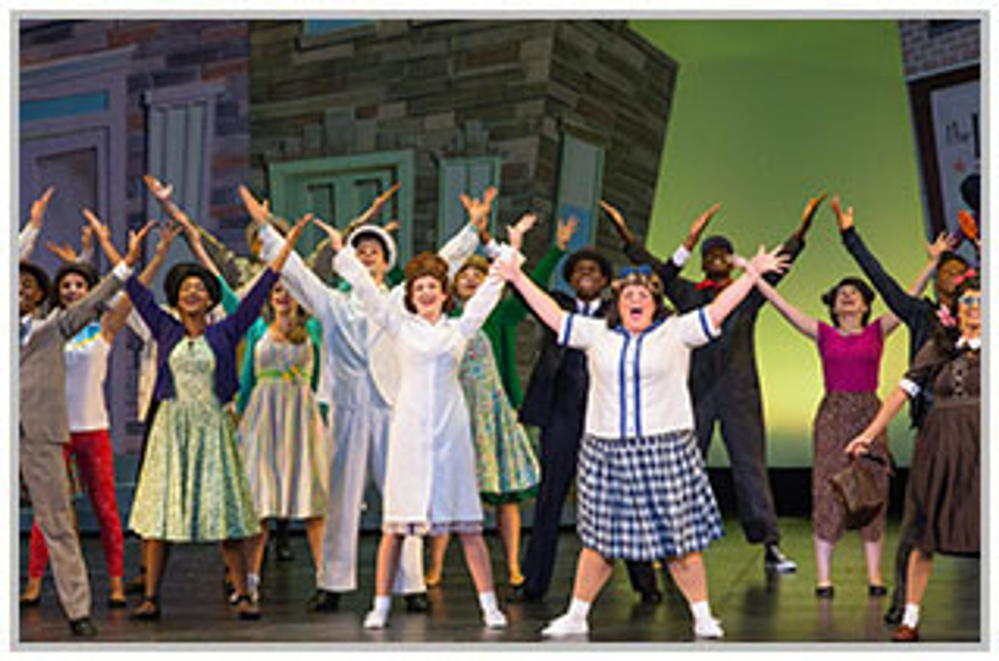 Review: HAIRSPRAY at Starlight Theatre Kansas City  Image