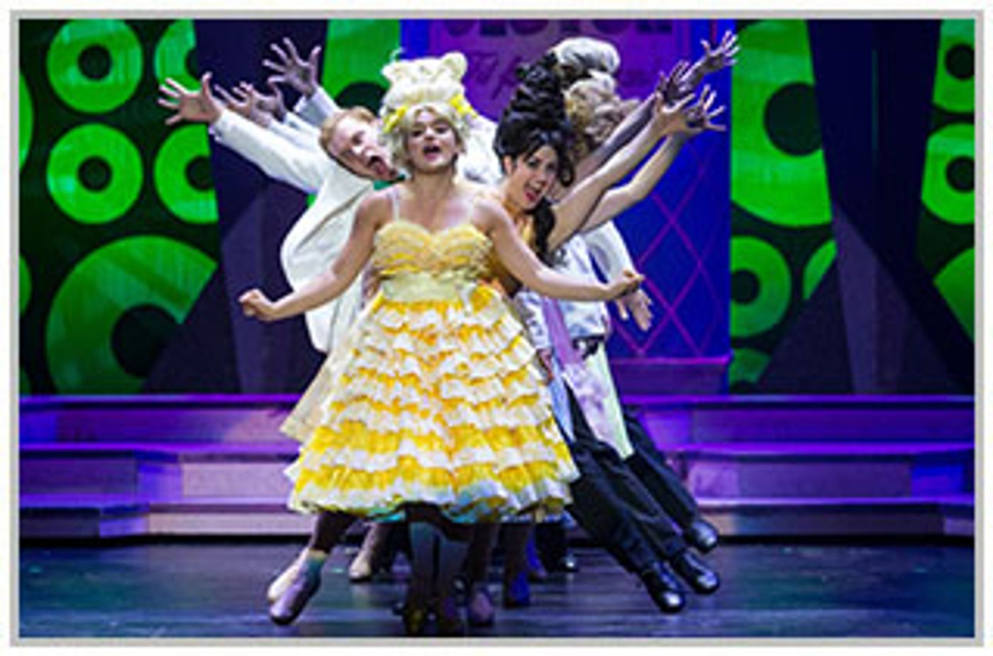 Review: HAIRSPRAY at Starlight Theatre Kansas City  Image
