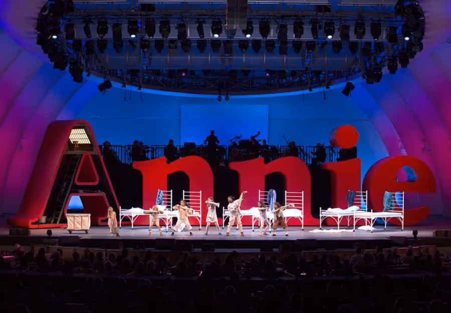 Review: Salonga, Grier, Hilty, Bart & Company Lead Charming Arden-directed ANNIE at the Hollywood Bowl Image