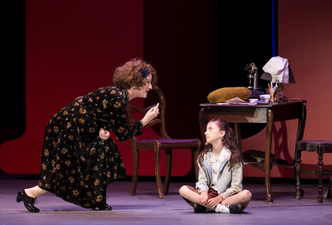 Review: Salonga, Grier, Hilty, Bart & Company Lead Charming Arden-directed ANNIE at the Hollywood Bowl  Image