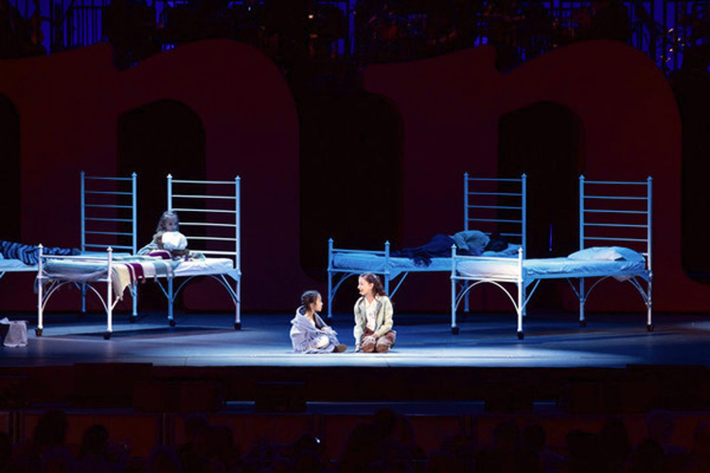 Photo Flash: Get a First Look at ANNIE at the Hollywood Bowl, Starring Megan Hilty, Ana Gasteyer, Lea Salonga, and More  Image