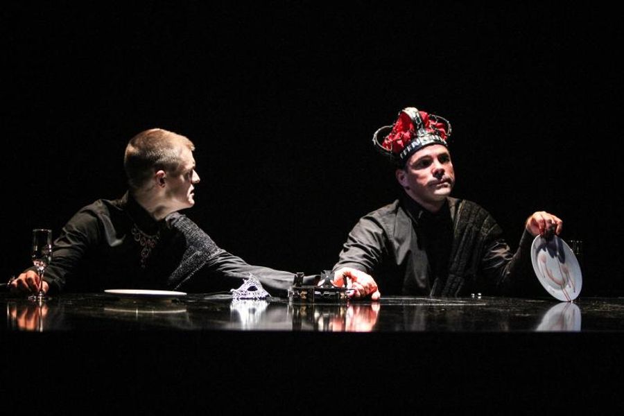 A First Look at Abrahamse & Meyer's Stunning MACBETH Image