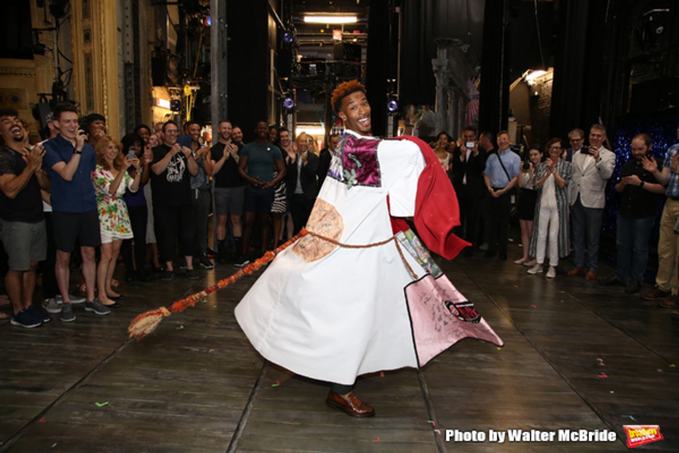 Photo Coverage: Inside the Legacy Robe Ceremony for HEAD OVER HEELS  Image