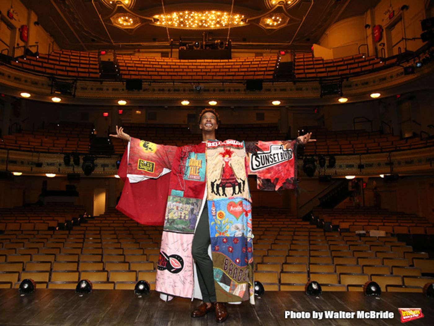 Photo Coverage: Inside the Legacy Robe Ceremony for HEAD OVER HEELS  Image