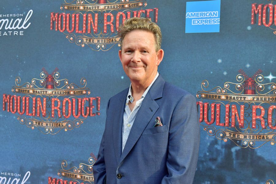 Photo Flash: Stars Hit the Red Carpet at the Grand Re-Opening of Boston's Colonial Theatre Image