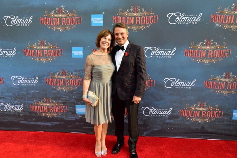 Photo Flash: Stars Hit the Red Carpet at the Grand Re-Opening of Boston's Colonial Theatre Image