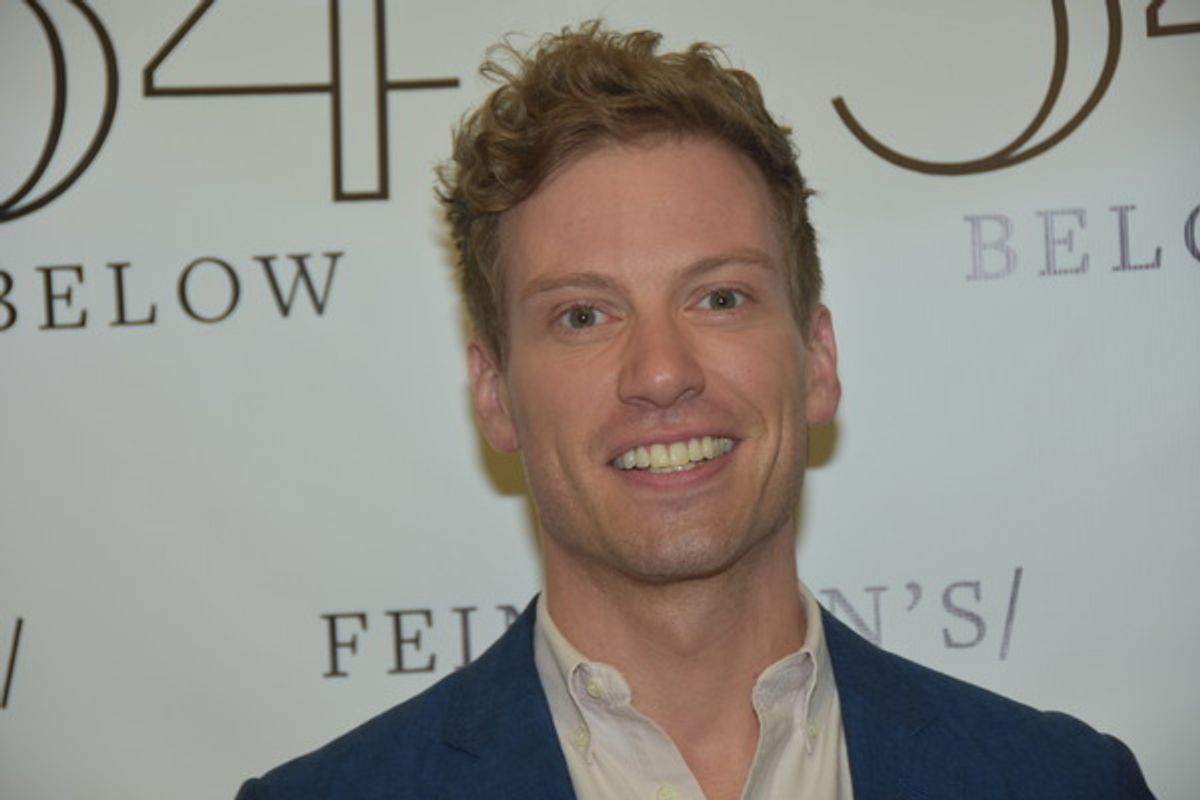 Barrett Foa  at 