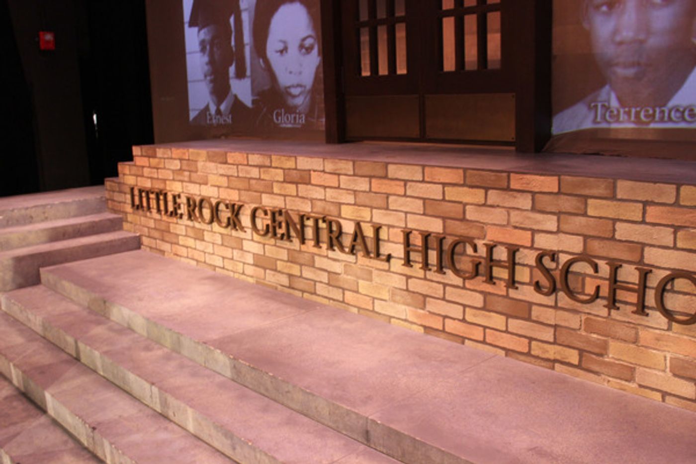 Photo Flash: Arkansas Governor And First Lady Visit LITTLE ROCK At The Sheen Center  Image