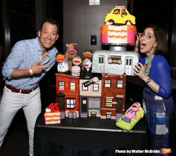 Photo Coverage: AVENUE Q Celebrates 15th Anniversary With Cake Before The Show — photo 3 of 69