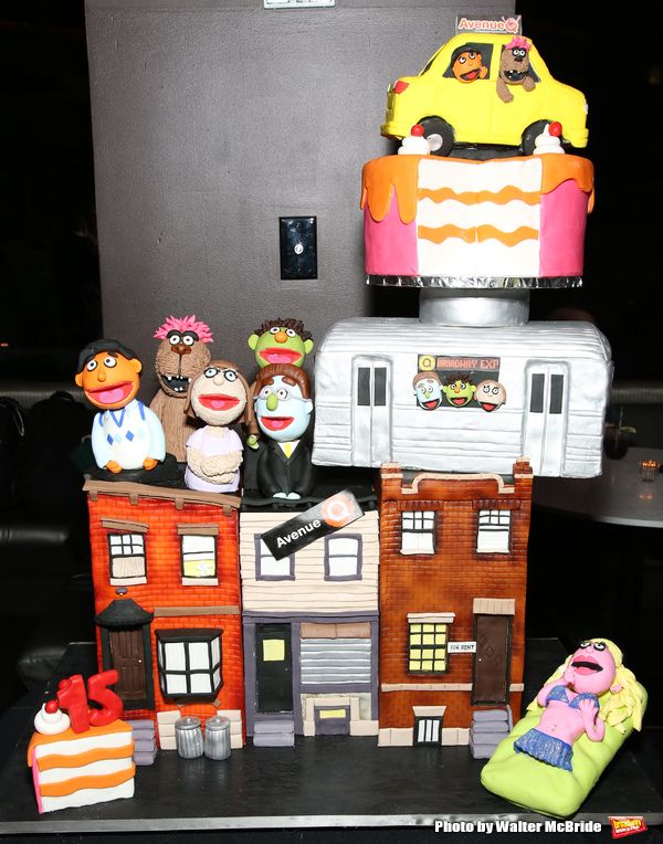 Photo Coverage: AVENUE Q Celebrates 15th Anniversary With Cake Before The Show — photo 1 of 69