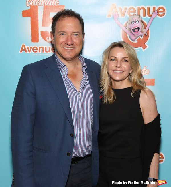 Photo Coverage: AVENUE Q Celebrates 15th Anniversary With Cake Before The Show — photo 38 of 69