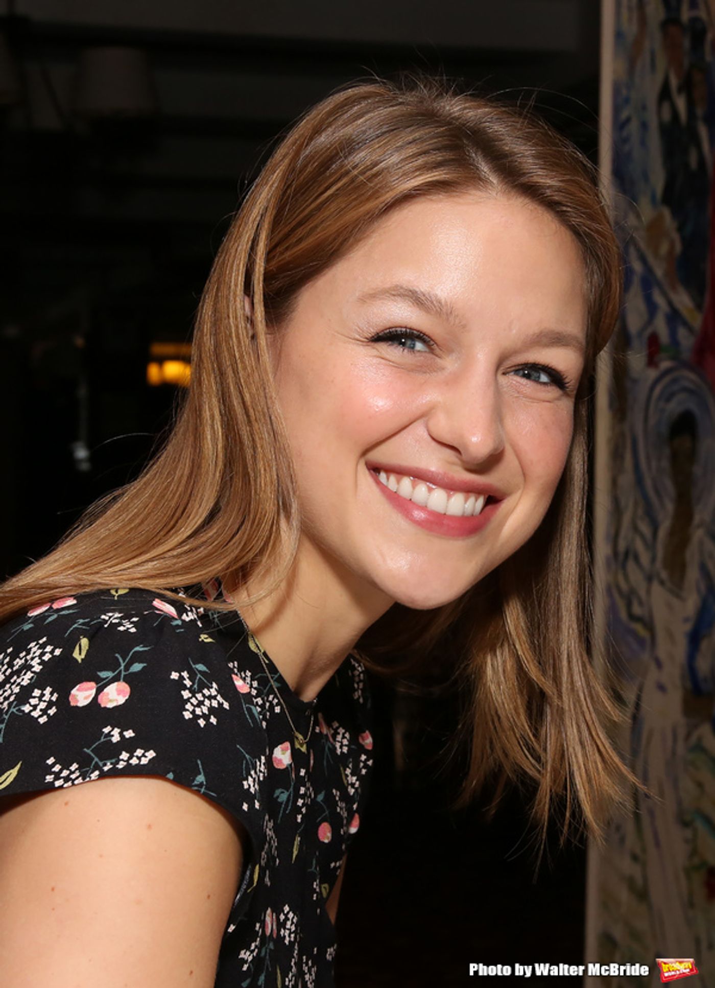 Photo Coverage: Supergirl Comes to Sardi's! Melissa Benoist Receives Her Portrait  Image