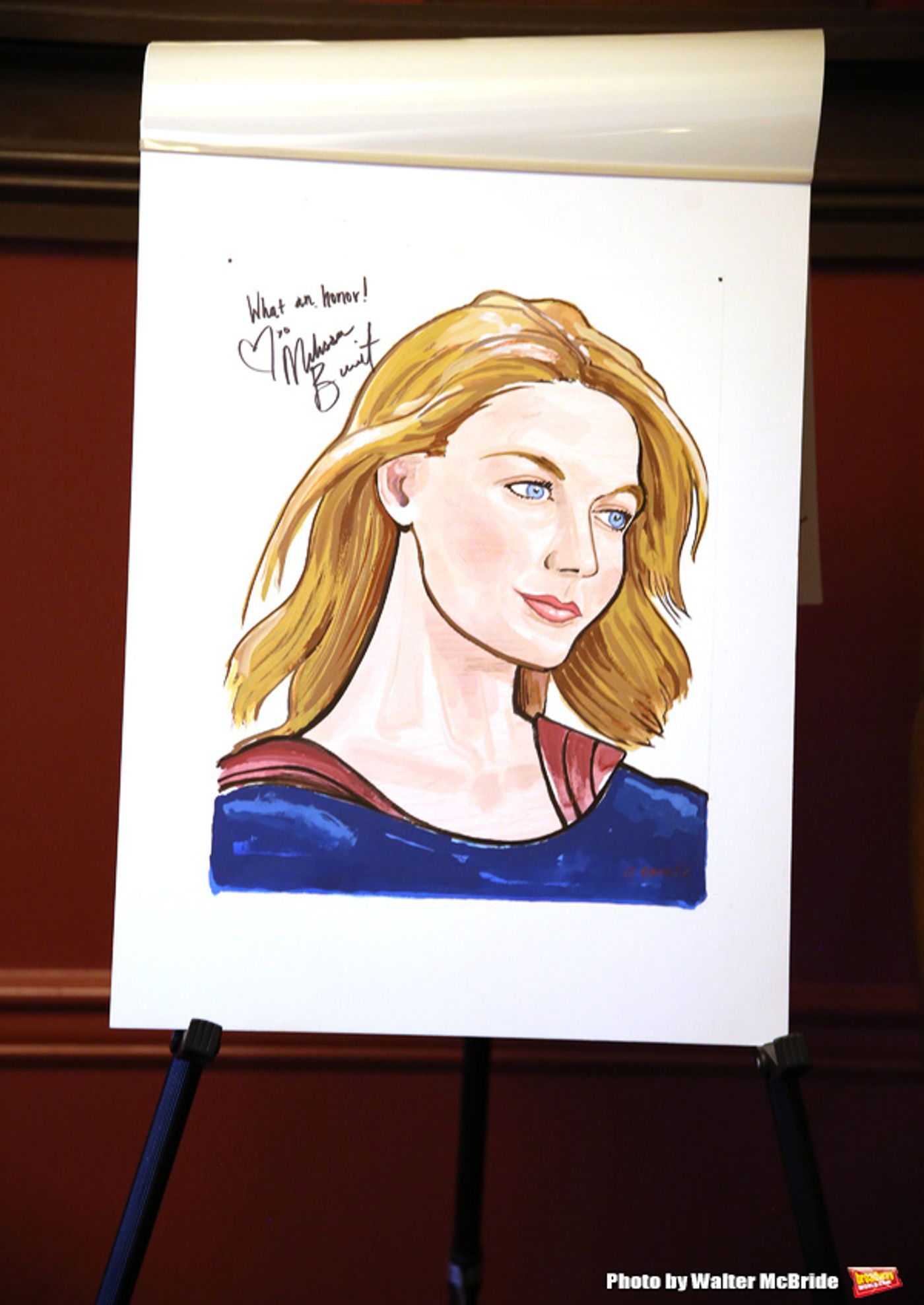 Photo Coverage: Supergirl Comes to Sardi's! Melissa Benoist Receives Her Portrait Photo Coverage: Supergirl Comes to Sardi's! Melissa Benoist Receives Her Portrait Image
