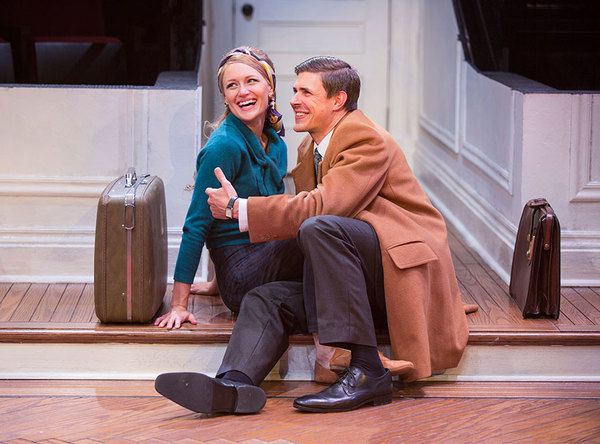 Kerry BishÃ© and Chris Lowell Photo