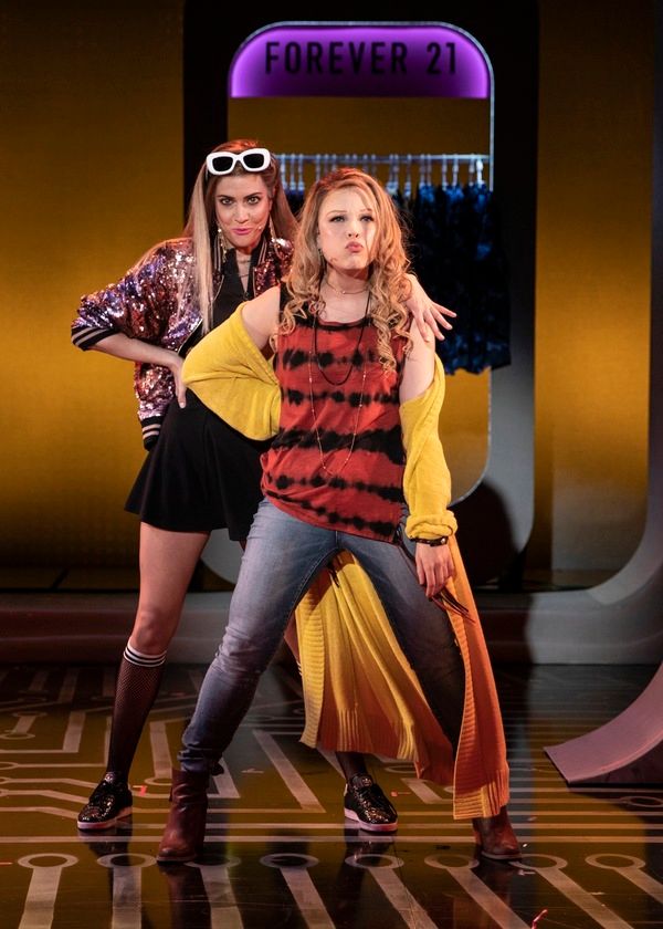 Katlyn Carlson, Lauren Mann Photo