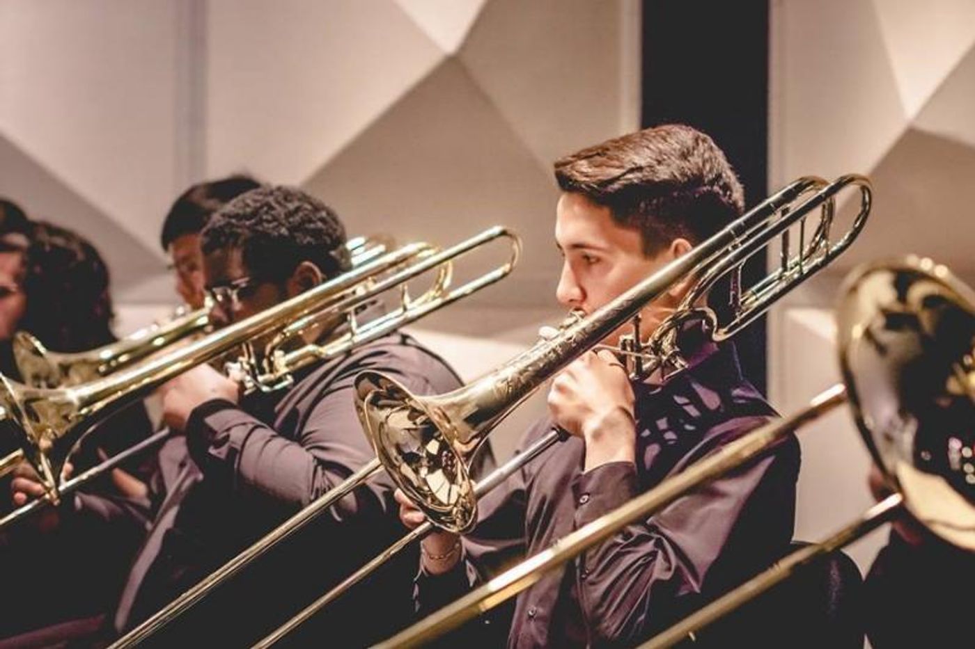 Interview: LUKE & BLYTHE KIRKWOOD Put Spotlight On Collaboration Between Students & Professionals in SUMMER SING-THRU SERIES  Image