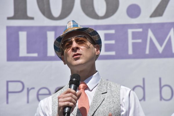 Photo Coverage: Disney Takes Over Broadway In Bryant Park - Performances From FROZEN, THE LION KING, and ALADDIN! — photo 22 of 49