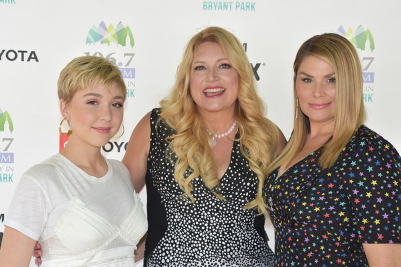 Photo Coverage: Disney Takes Over Broadway In Bryant Park - Performances From FROZEN, THE LION KING, and ALADDIN!  Image