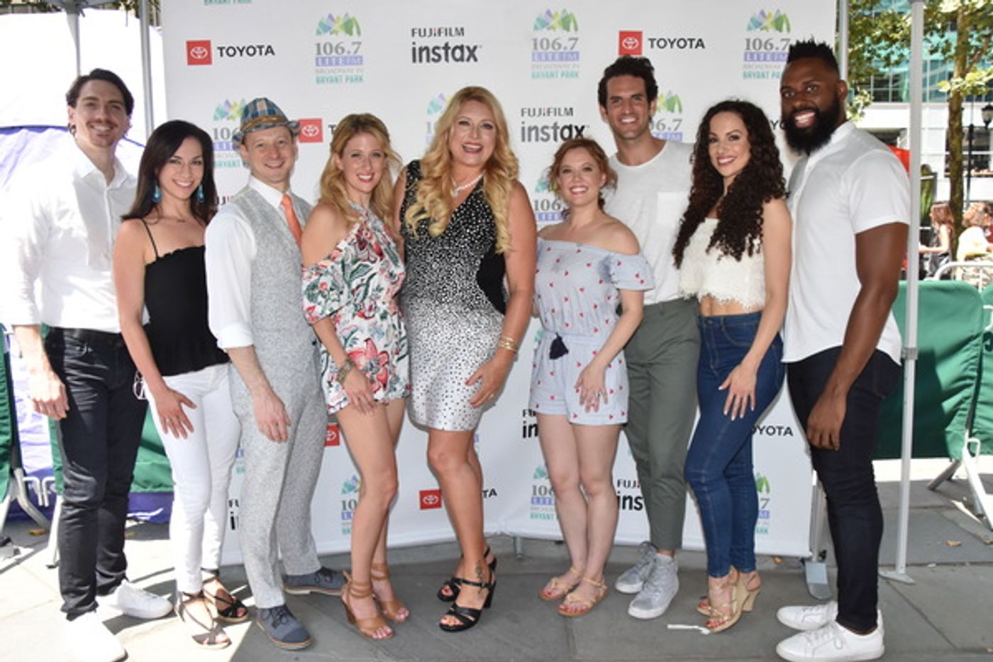 Photo Coverage: Disney Takes Over Broadway In Bryant Park - Performances From FROZEN, THE LION KING, and ALADDIN!  Image