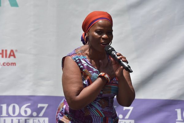 Photo Coverage: Disney Takes Over Broadway In Bryant Park - Performances From FROZEN, THE LION KING, and ALADDIN! — photo 37 of 49