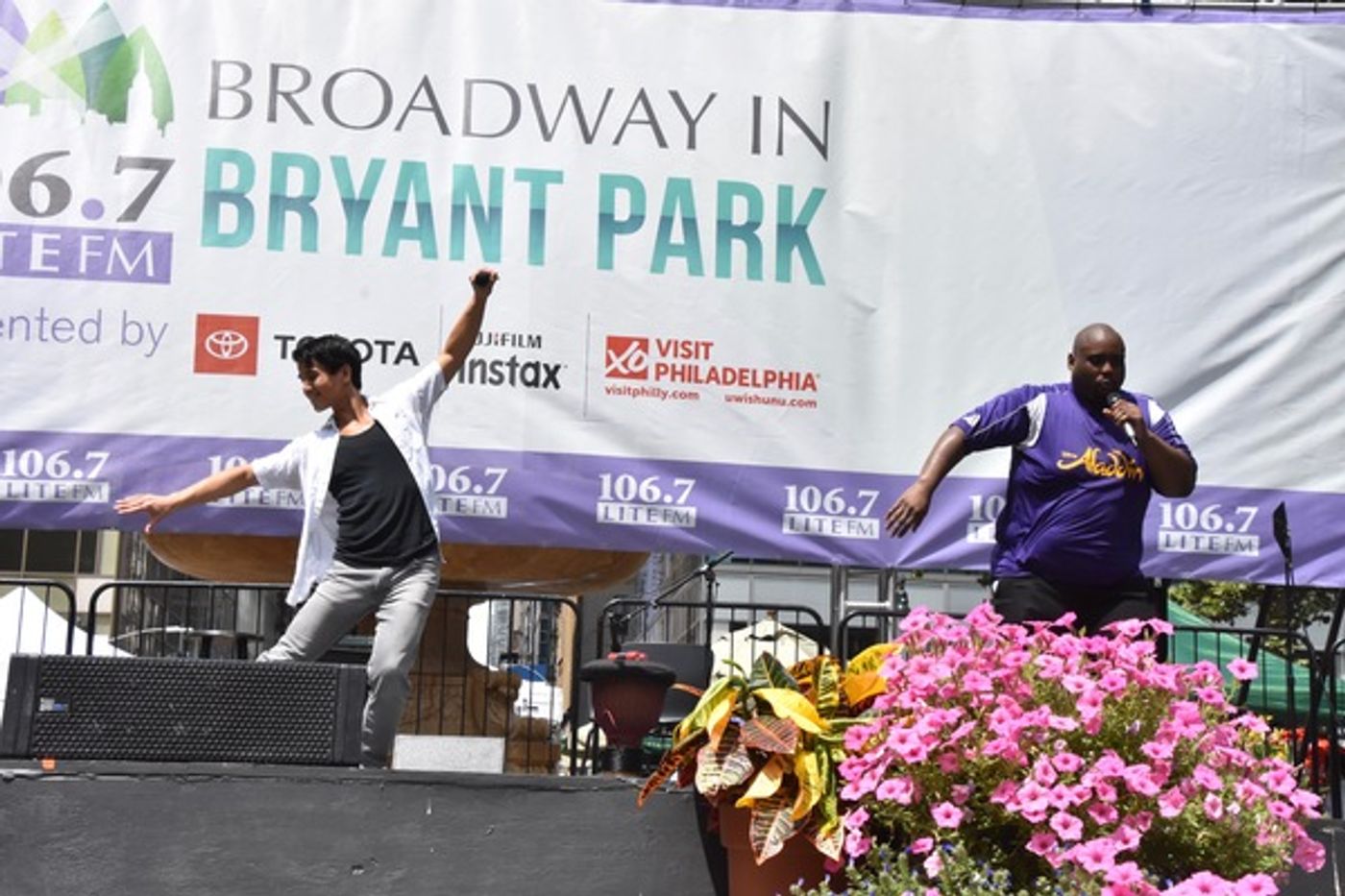 Photo Coverage: Disney Takes Over Broadway In Bryant Park - Performances From FROZEN, THE LION KING, and ALADDIN!  Image