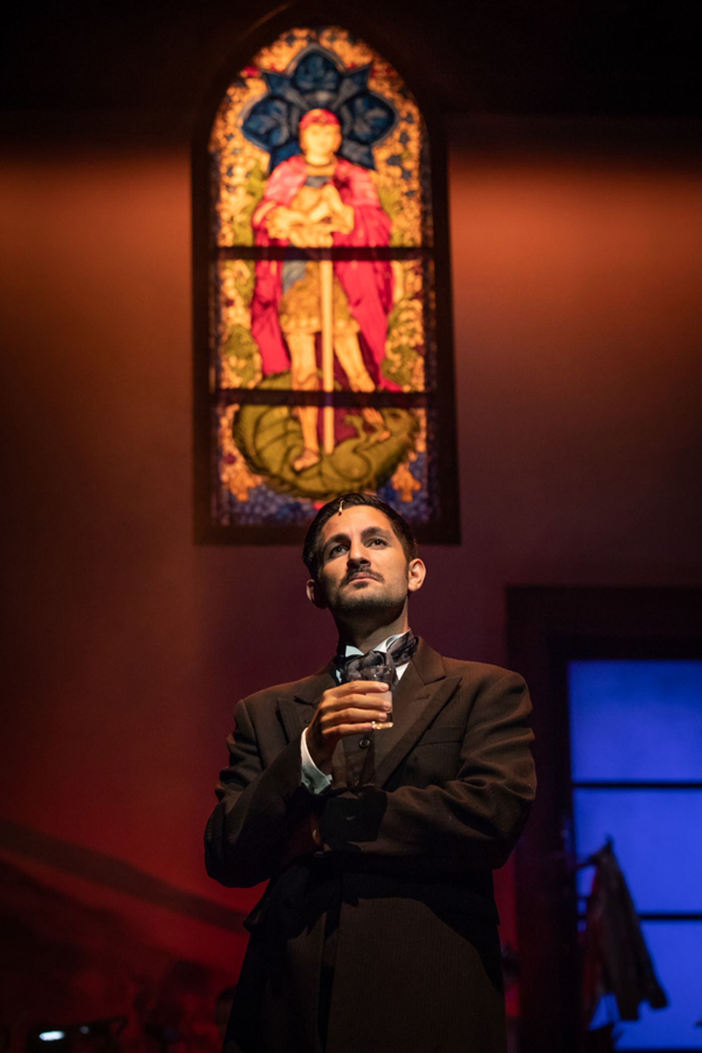 Photo Flash: First Look at the World Premiere of BROKEN WINGS at Theatre Royal Haymarket  Image