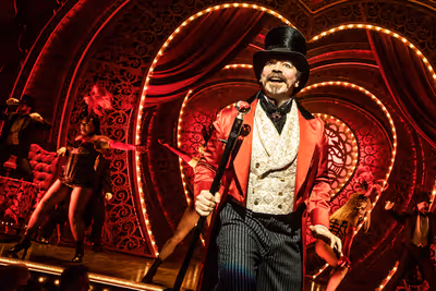 Danny Burstein Photo