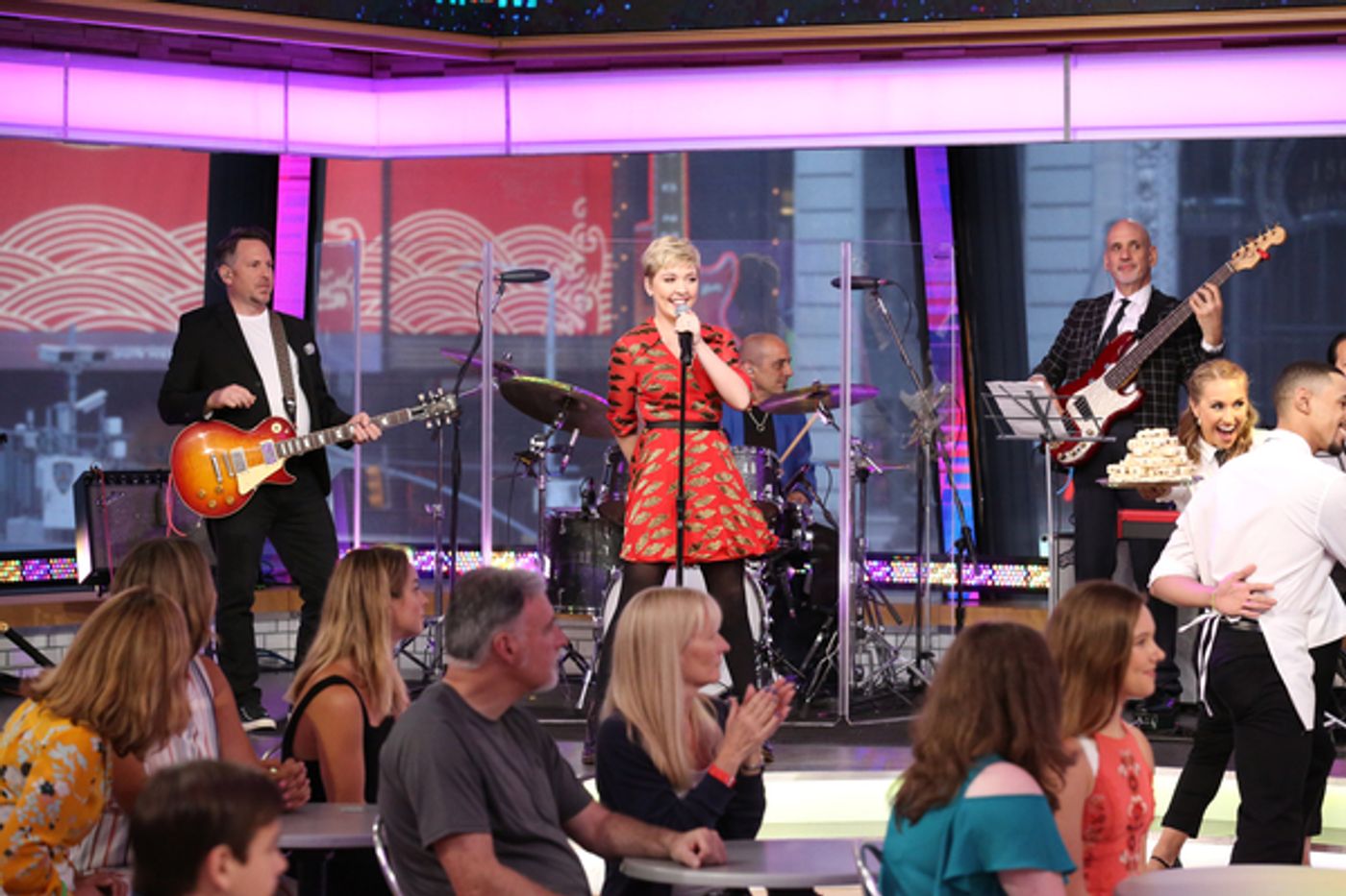 Photo Flash: Cozi Zuehlsdorff and Heidi Blickenstaff Perform Live Version of New Song From FREAKY FRIDAY on GOOD MORNING AMERICA  Image