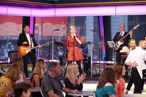 Cozi Zuehlsdorff Photo