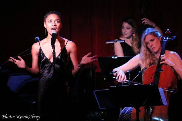 Ariana DeBose, Mairi Dorman-Phaneuf Photo