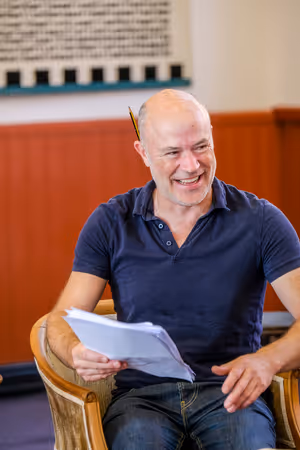 Leigh Symonds @ BroadwayWorld Leigh Symonds Photo