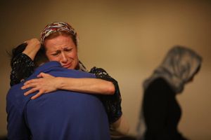 Tatyana Kot and Alen Klapija in THE CHECHENS
Photography by John Lee @ BroadwayWorld Tatyana Kot and Alen Klapija in THE CHECHENS
Photography by John Lee Photo