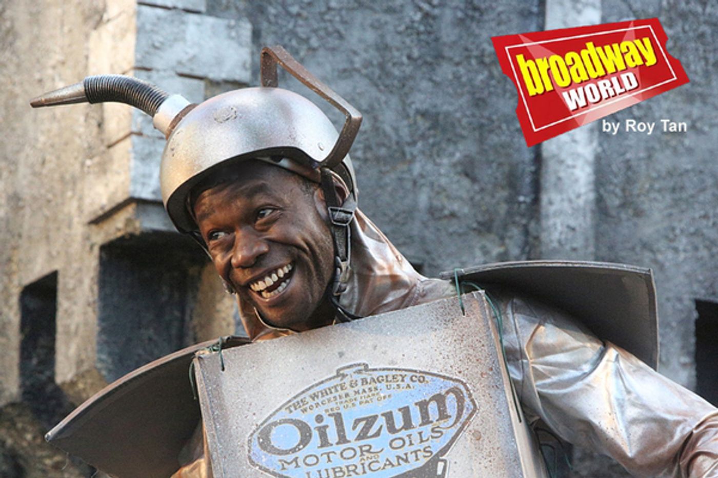 Photo Flash: First Look at the Double Bill of KING ARTHUR And THE WONDERFUL WIZARD OF OZ At The London Scoop By Free Open Air Theatre  Image