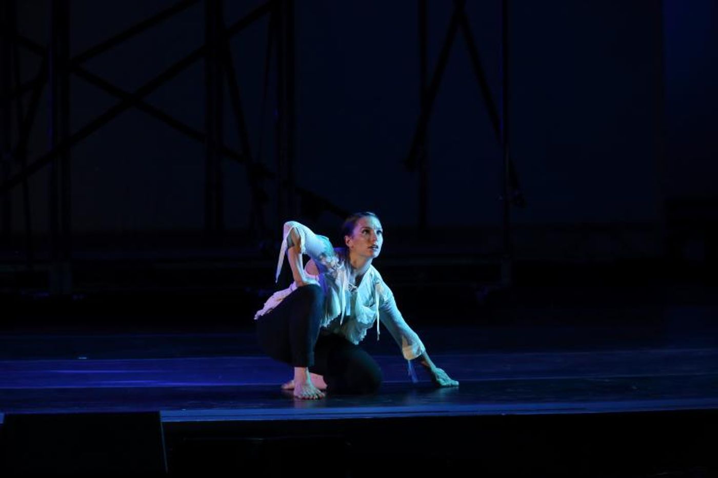 Review: BON IVER & TU ~ MUSIC AND THE MOVES  ~  ENTERTAINING AND EVOLVING ~ COME THROUGH  at The Hollywood Bowl  Image