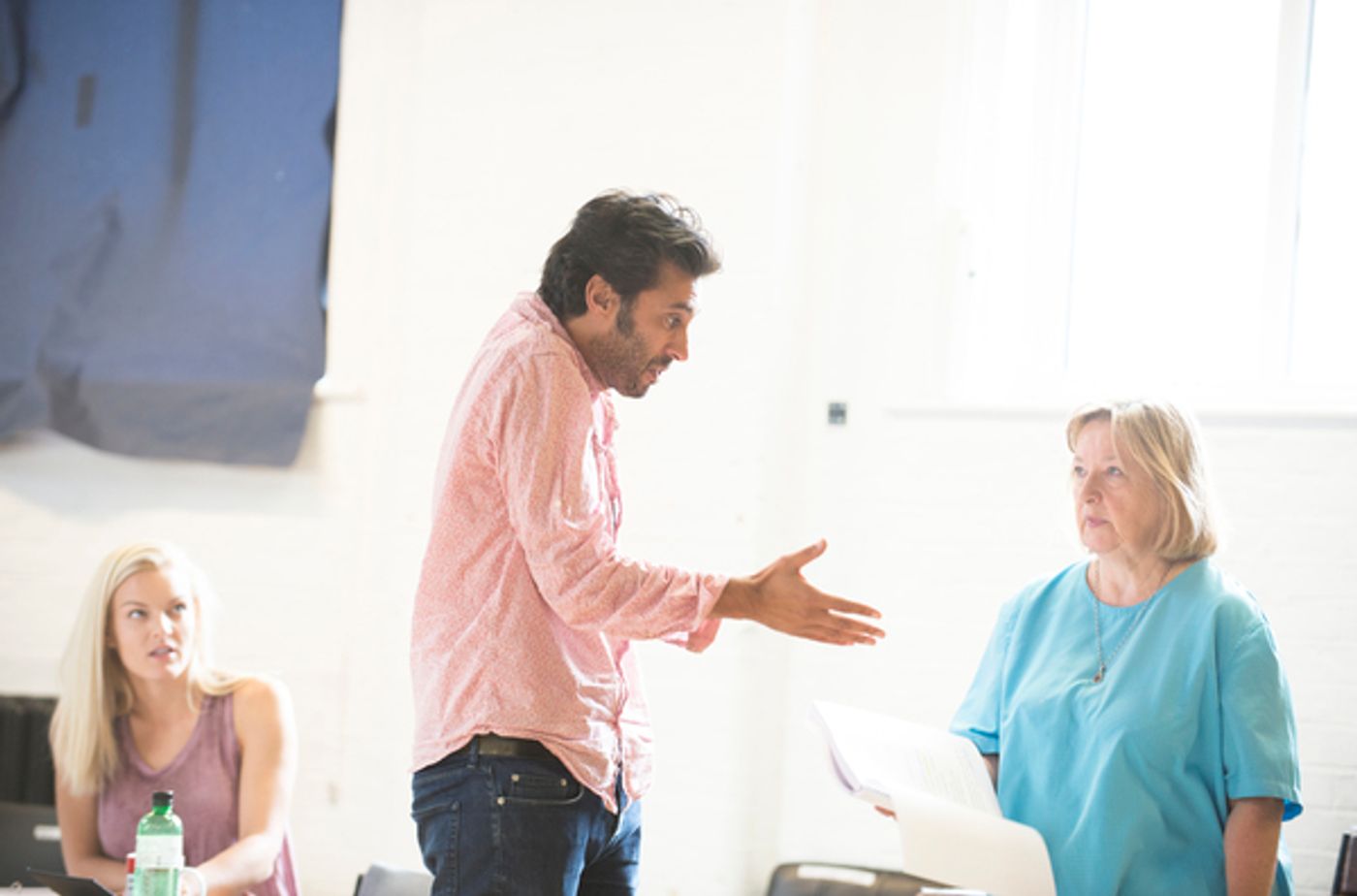 Photo Flash: Inside Rehearsal For Alan Bennett's THE HABIT OF ART  Image